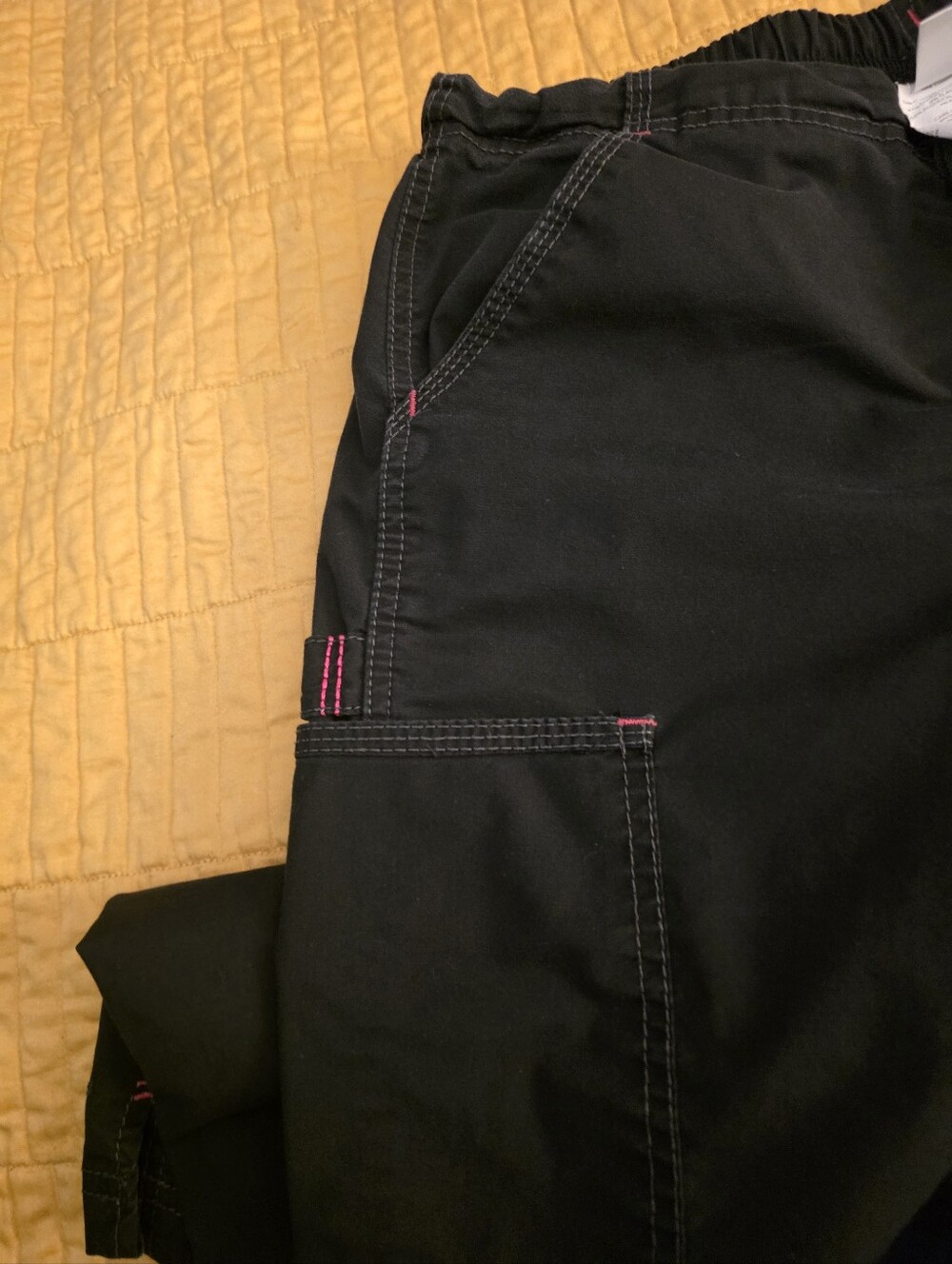 Wonderwink Black Women's Cargo Flare Scrub Pant Size M Petite - Picture 3 of 6